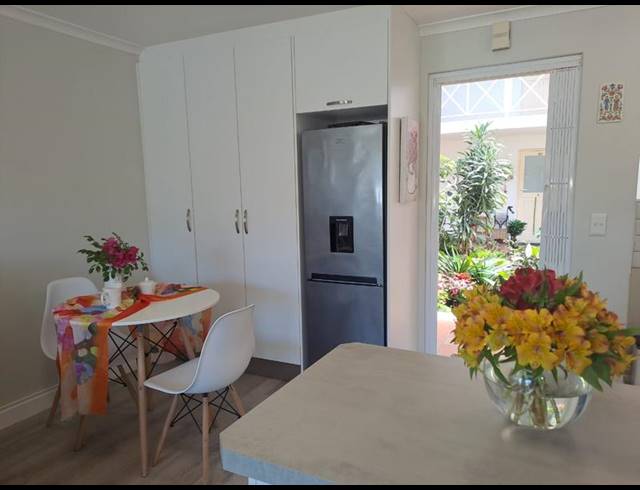 1 BEDROOM APARTMENT FOR SALE IN WESTCLIFF